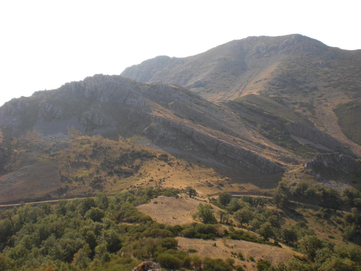 Hotel Rural Valle Del Tuejar Таранилья Экстерьер фото